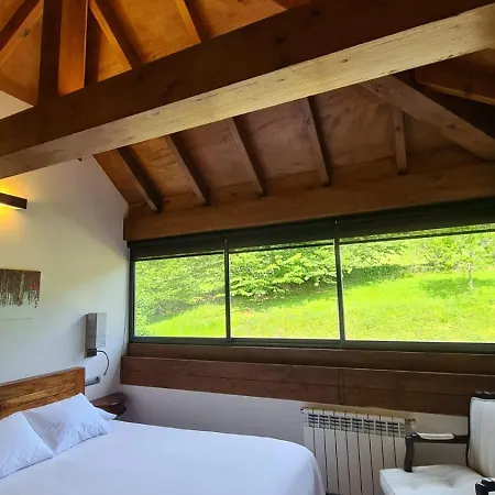 La Casona De Abamia 3*